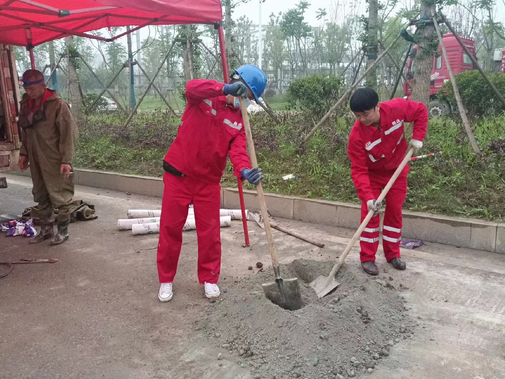 奉化管道疏通哪家好】及时进行市政管道清淤
